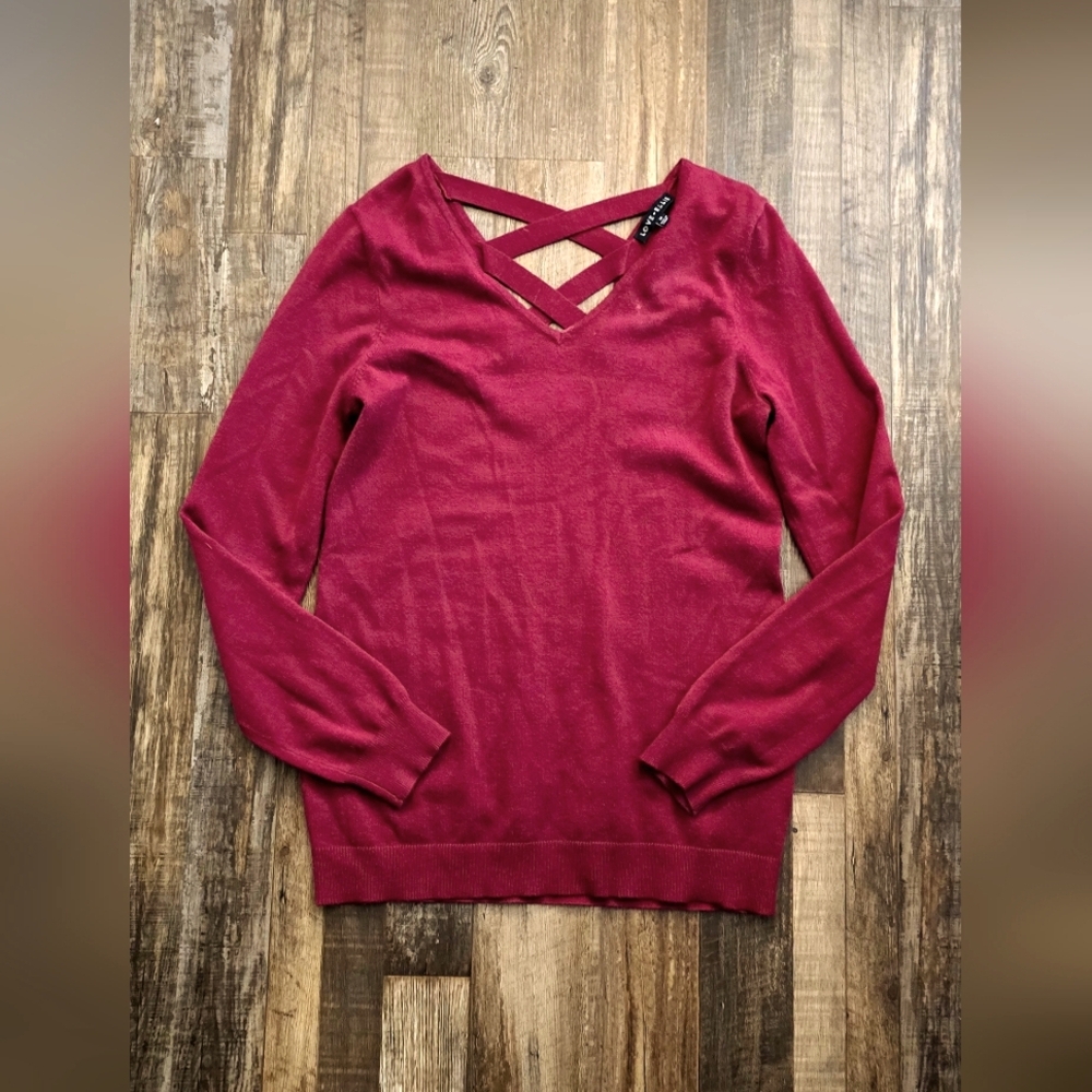 Love Ellie V-Neck Sweater in Burgundy